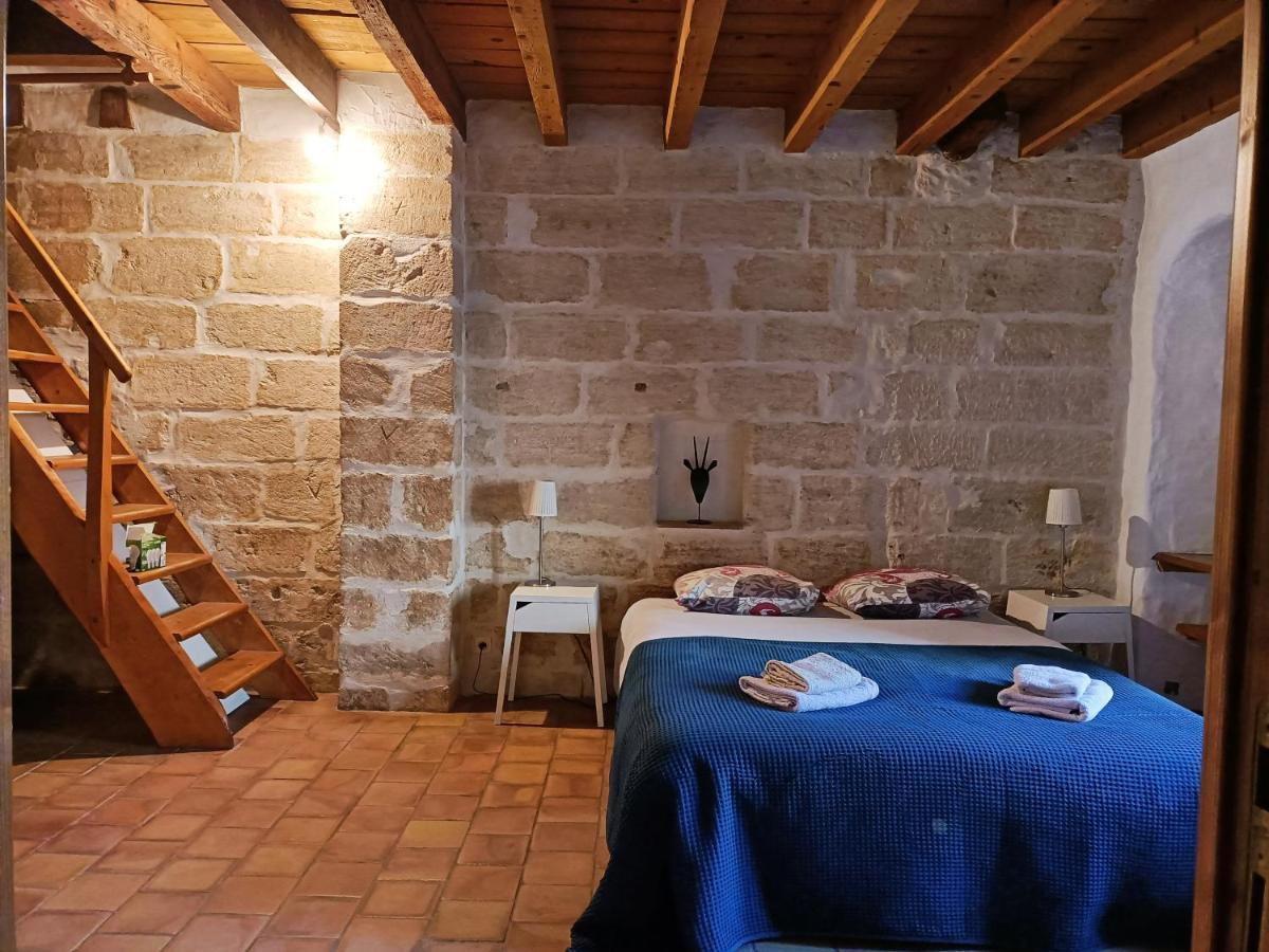 Maison Atypique Coeur De Village Historique Villeneuve-lès-Avignon Exterior foto